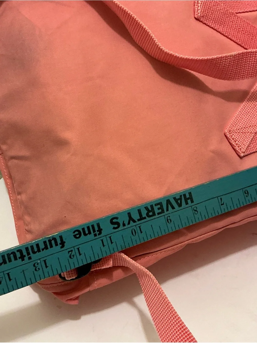 Fjallraven Kånken Backpack in Coral Pink